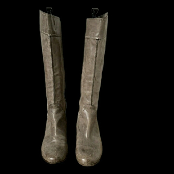 Chloe Knee-High Heloise Grey Leather Boots - Embossed Logo, Classic Equestrian - Picture 4 of 8